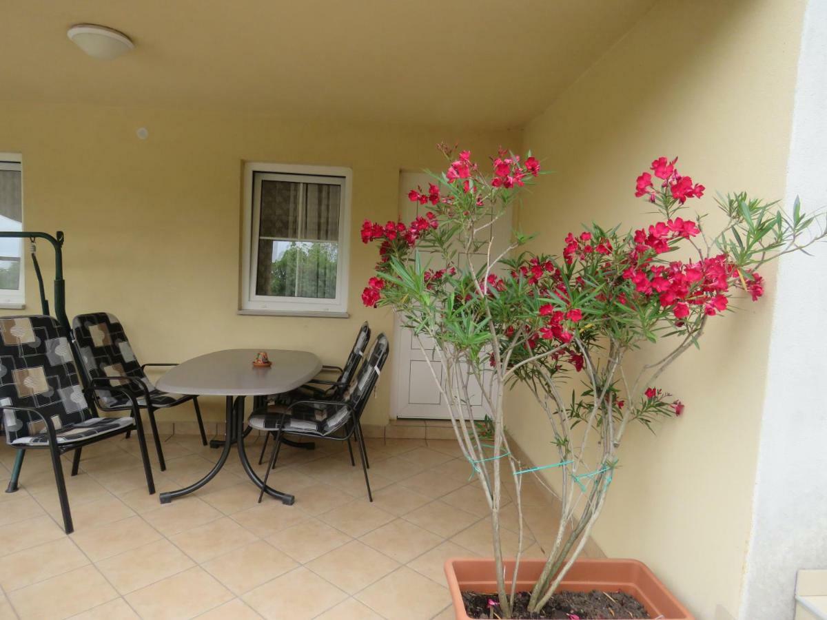 Apartments Villa Urbajs Vrsar Exterior photo